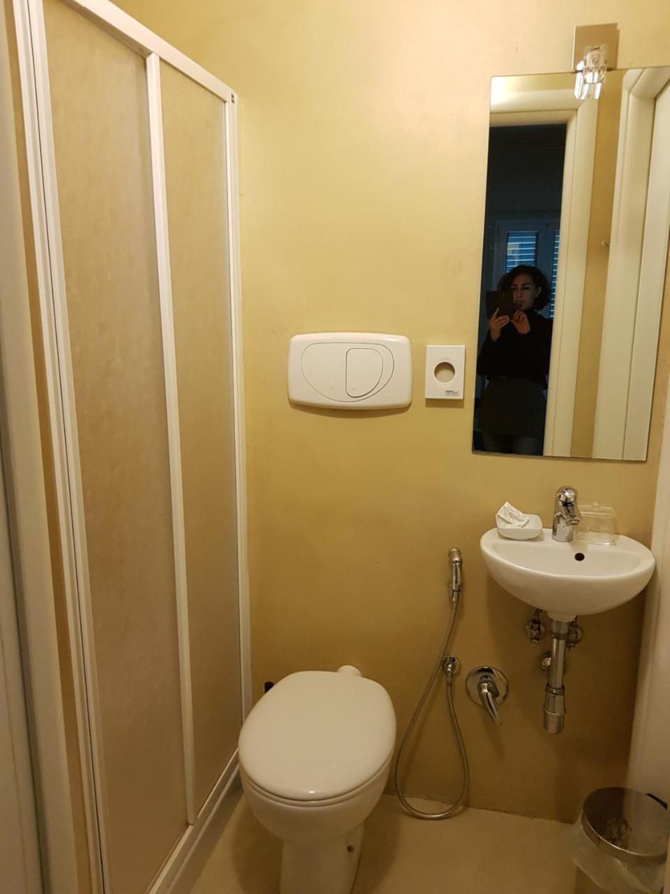 Double Room Private Bathroom,760321631:JPEG